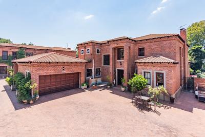 House For Sale in Atholl, Sandton