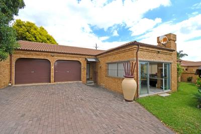 House For Rent in North Riding, Randburg